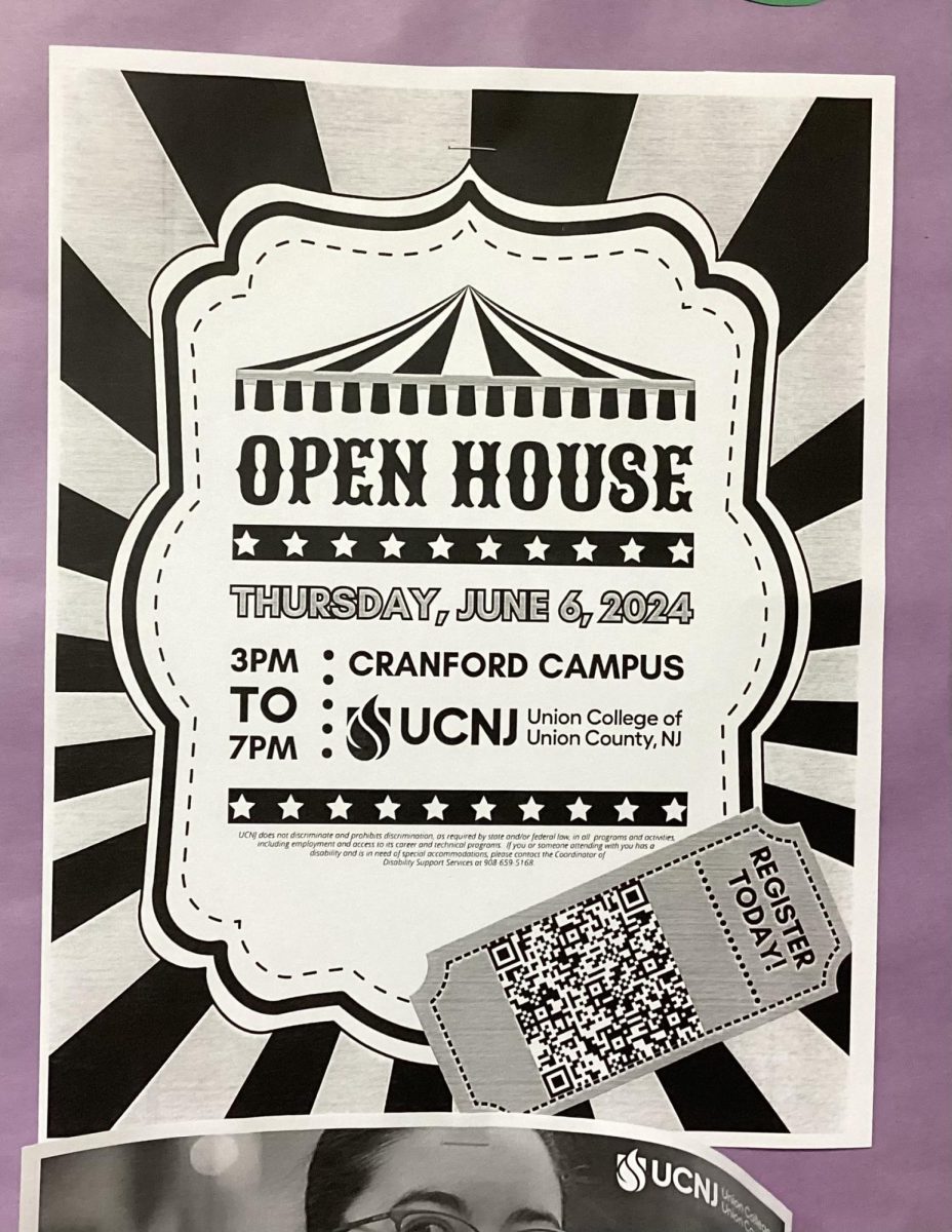 Advertisement for students to attend an open house at Crawford Campus.