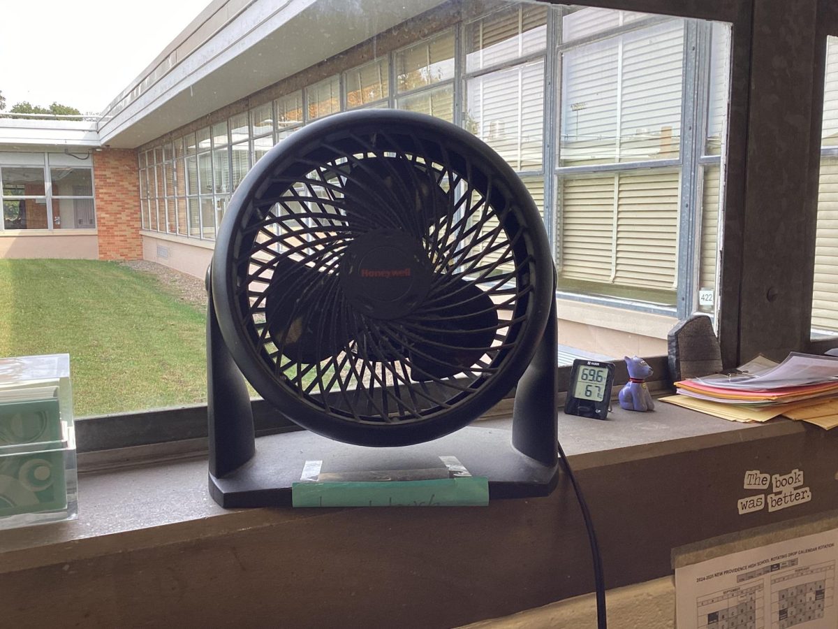 Classrooms use fans instead of air conditioners. 