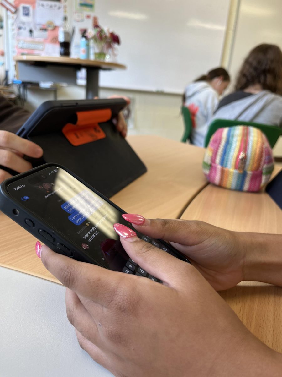 New Phone Policy Aims to Boost Classroom Focus