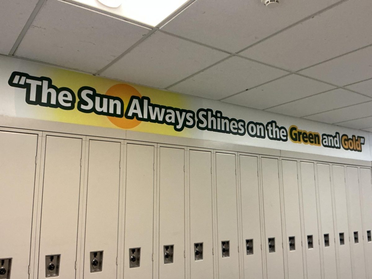 Another positive quote above lockers.